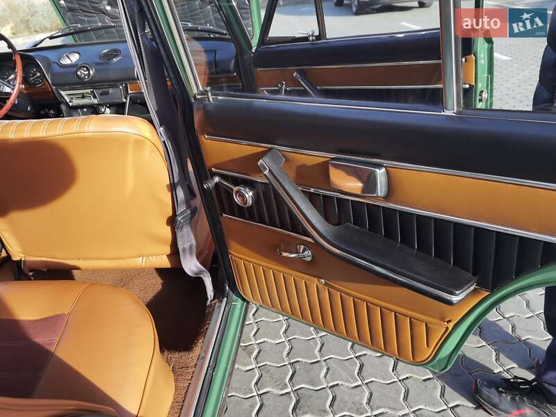 Седан ВАЗ / Lada 2103 1975 в Одессе