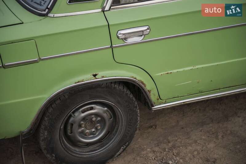 Седан ВАЗ / Lada 2103 1982 в Днепре