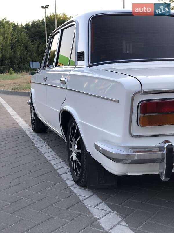 Седан ВАЗ / Lada 2103 1981 в Запорожье