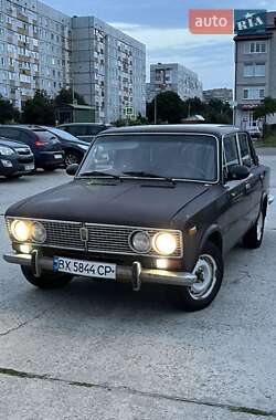 Седан ВАЗ 2103 1976 в Нетешине