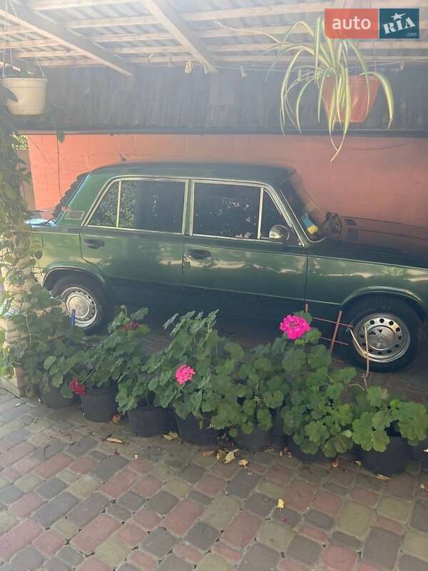 Седан ВАЗ / Lada 2103 1977 в Києві фото 2 Седан ВАЗ / Lada 2103 1977 в Києві