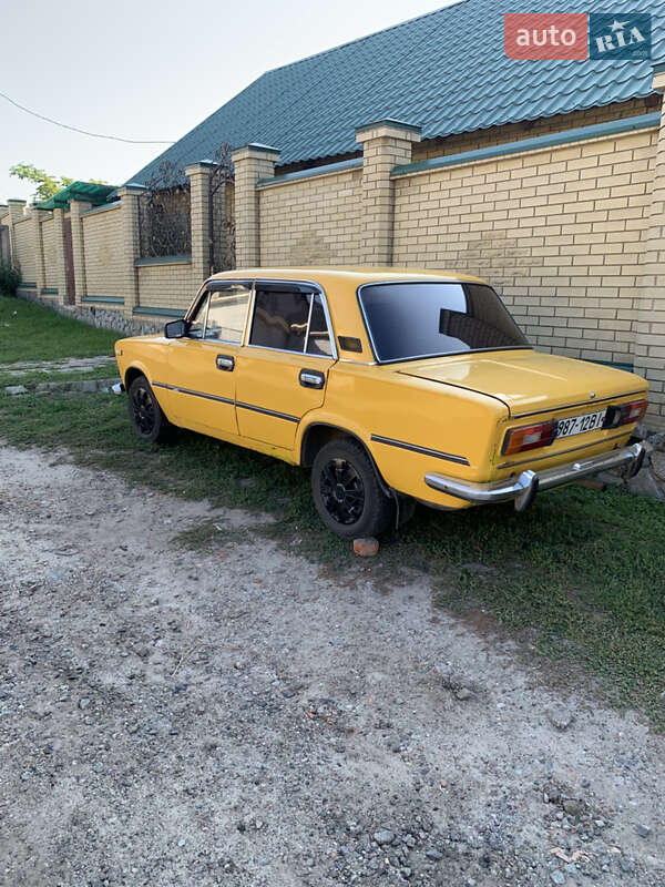 Седан ВАЗ / Lada 2103 1980 в Валках