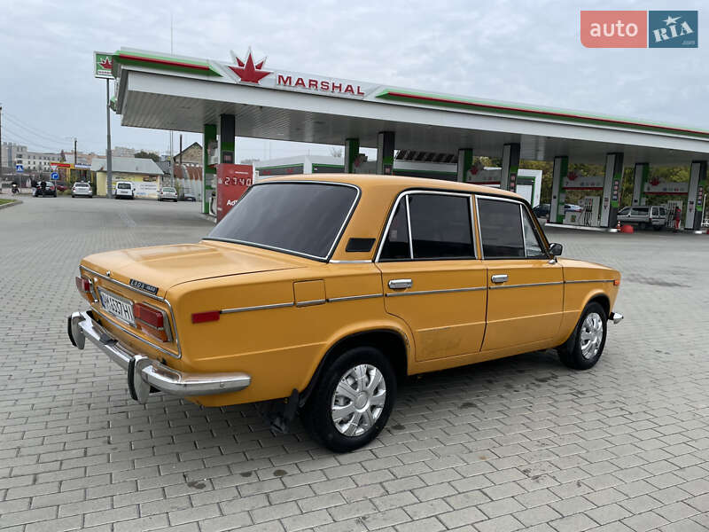 Седан ВАЗ / Lada 2103 1982 в Житомире фото 4 Седан ВАЗ / Lada 2103 1982 в Житомире