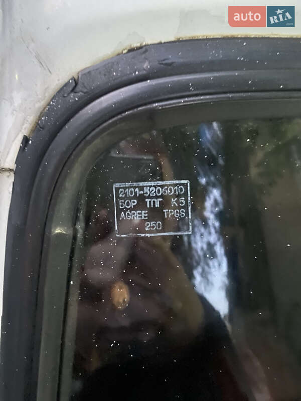 Седан ВАЗ / Lada 2103 1975 в Ужгороде