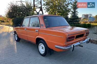 Седан ВАЗ 2103 1974 в  фото 3 Седан ВАЗ 2103 1974 в