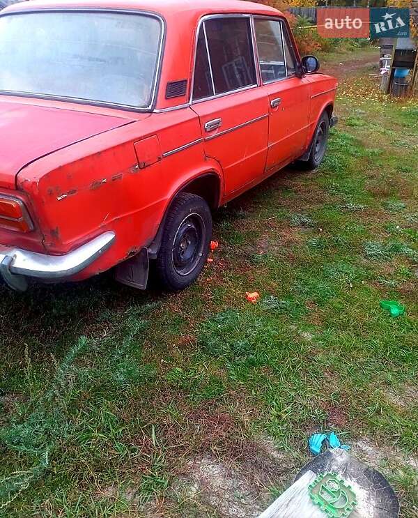 Седан ВАЗ / Lada 2103 1981 в Тростянце