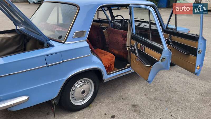 Седан ВАЗ / Lada 2103 1975 в Дніпрі