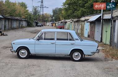 Седан ВАЗ 2103 1974 в  фото 11 Седан ВАЗ 2103 1974 в