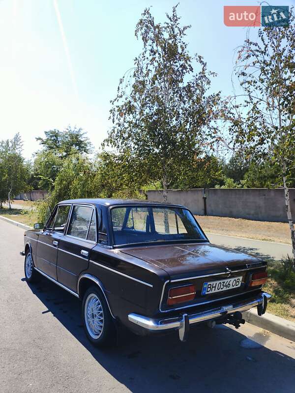 Седан ВАЗ / Lada 2103 1981 в Ізмаїлі фото 7 Седан ВАЗ / Lada 2103 1981 в Ізмаїлі