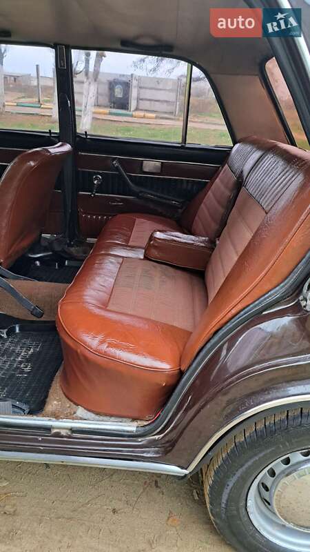 Седан ВАЗ / Lada 2103 1976 в Белгороде-Днестровском фото 3 Седан ВАЗ / Lada 2103 1976 в Белгороде-Днестровском