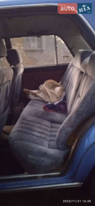 Седан ВАЗ / Lada 2103 1983 в Ананьеве