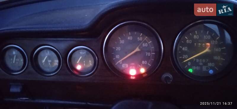 Седан ВАЗ / Lada 2103 1983 в Ананьеве