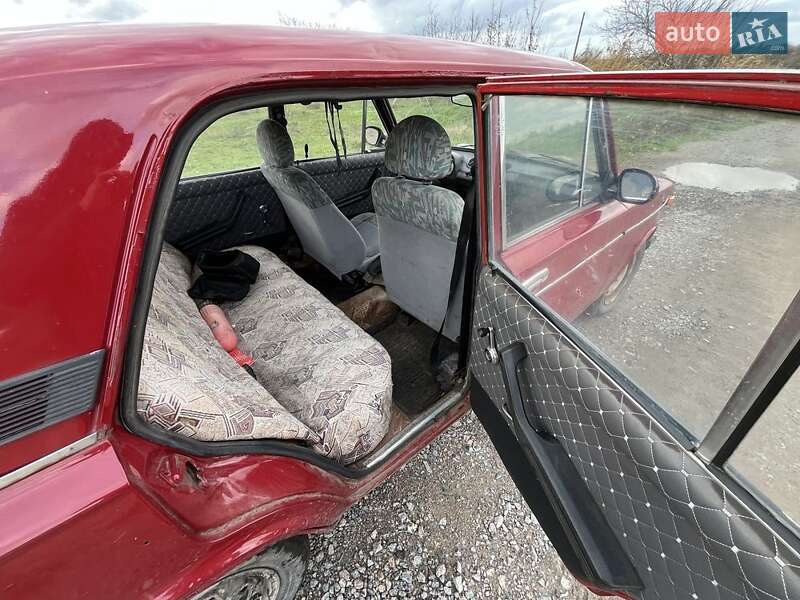 Седан ВАЗ / Lada 2103 1980 в Вознесенську