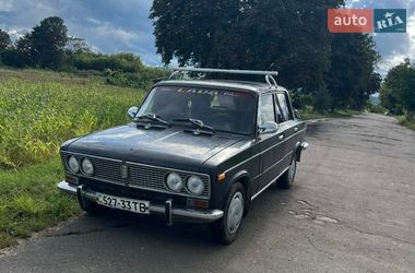Седан ВАЗ 2103 1974 в Золочеві