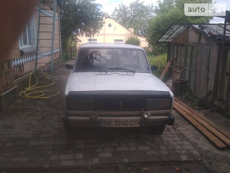 Универсал ВАЗ / Lada 2104 1990 в Ровно