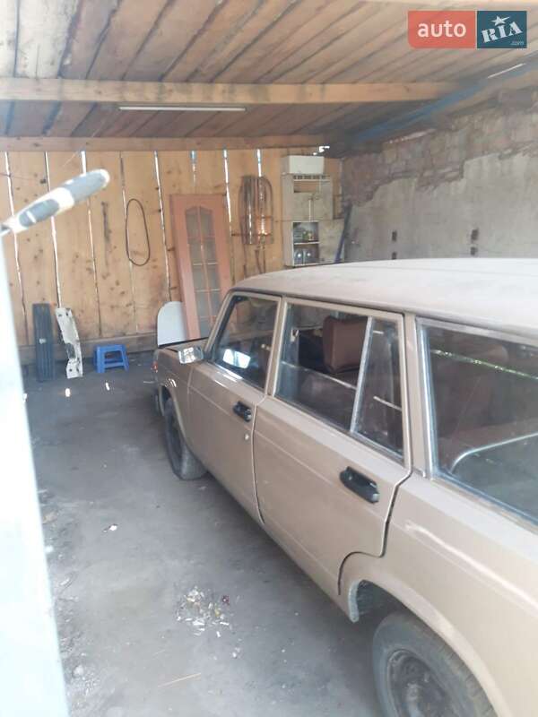Универсал ВАЗ / Lada 2104 1985 в Бориславе