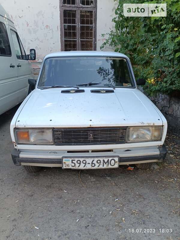 Универсал ВАЗ / Lada 2104 1990 в Черновцах