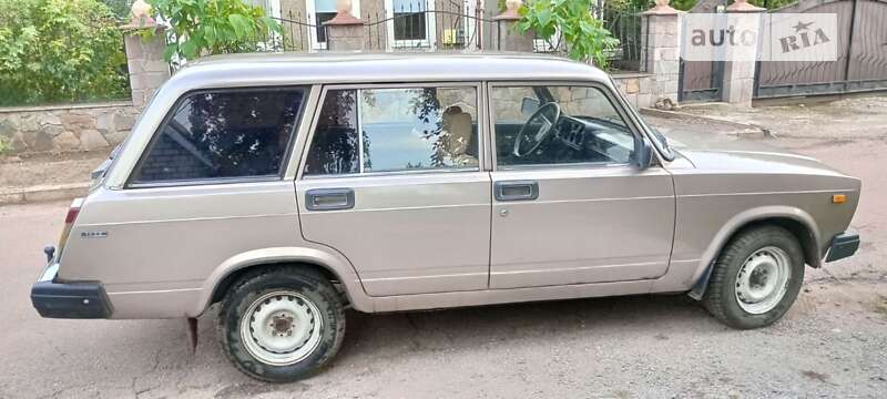 Универсал ВАЗ / Lada 2104 1987 в Кривом Роге фото 3 Универсал ВАЗ / Lada 2104 1987 в Кривом Роге