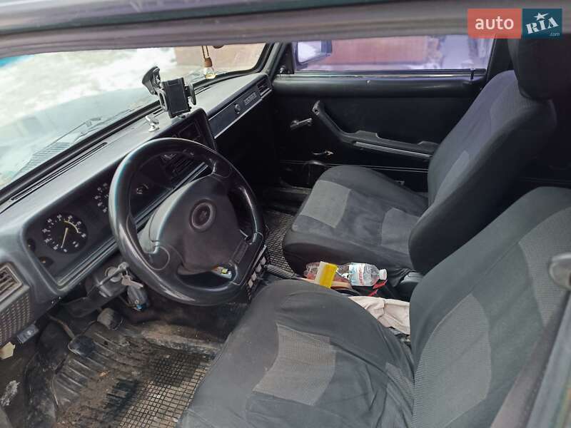 Универсал ВАЗ / Lada 2104 2006 в Киеве