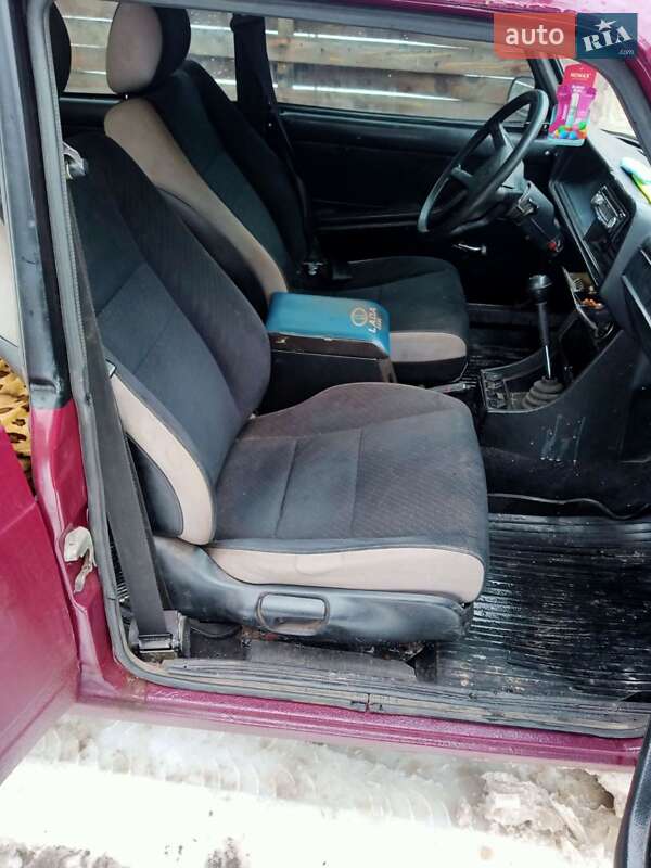 Универсал ВАЗ / Lada 2104 2002 в Тернополе фото 3 Универсал ВАЗ / Lada 2104 2002 в Тернополе