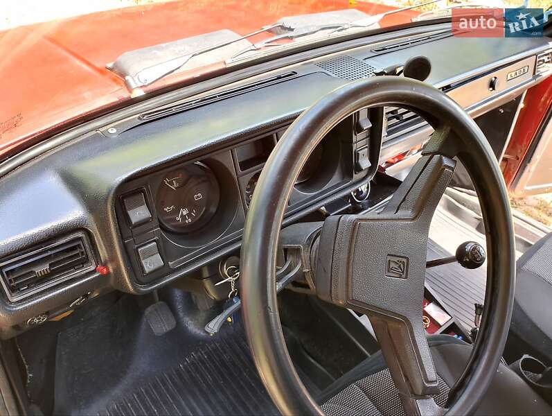 Універсал ВАЗ / Lada 2104 1991 в Новояворівську