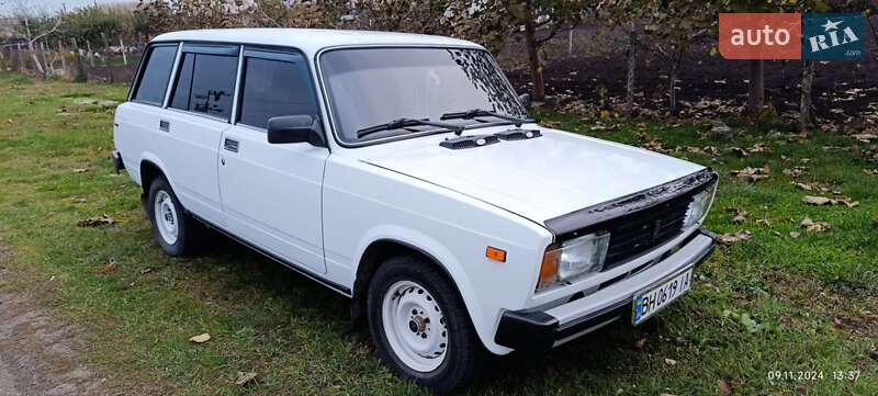 ВАЗ / Lada 2104 1999