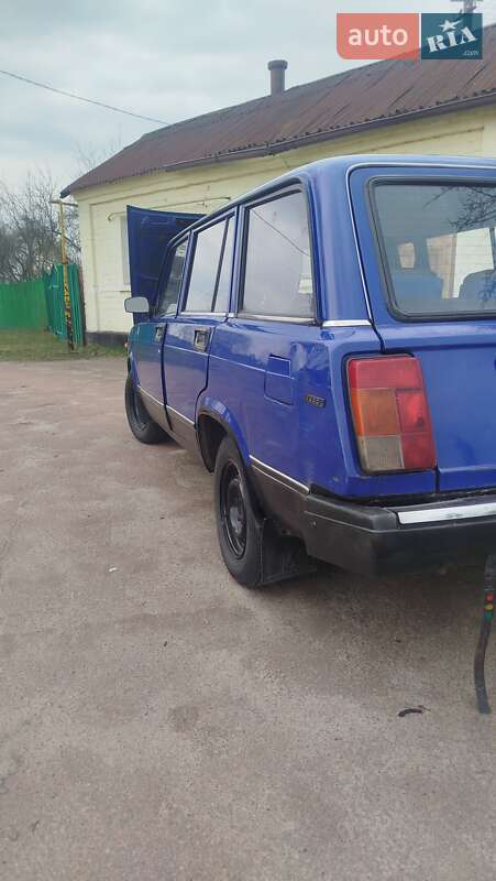 Універсал ВАЗ / Lada 2104 2005 в Ємільчиному