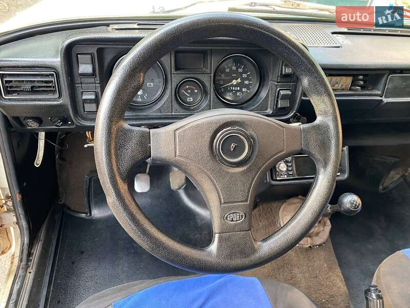 Универсал ВАЗ / Lada 2104 1989 в Городке