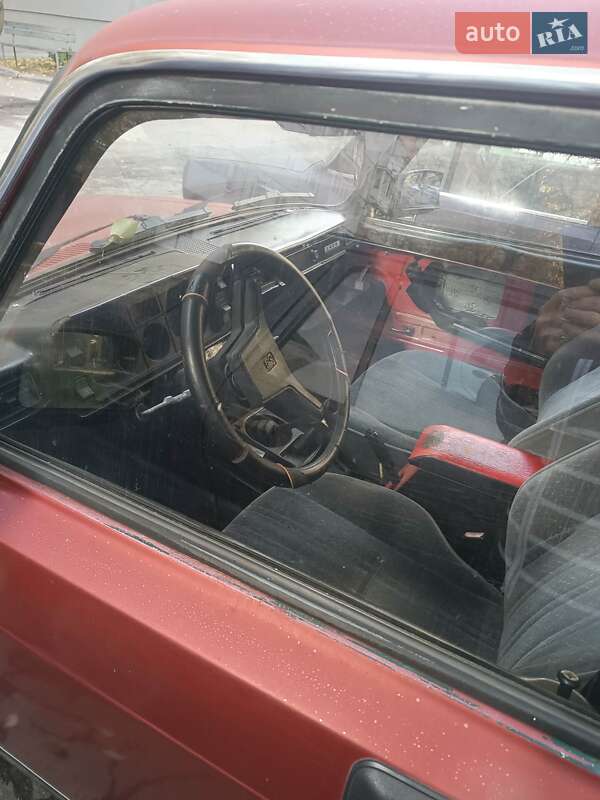 Универсал ВАЗ / Lada 2104 1991 в Александрие фото 5 Универсал ВАЗ / Lada 2104 1991 в Александрие