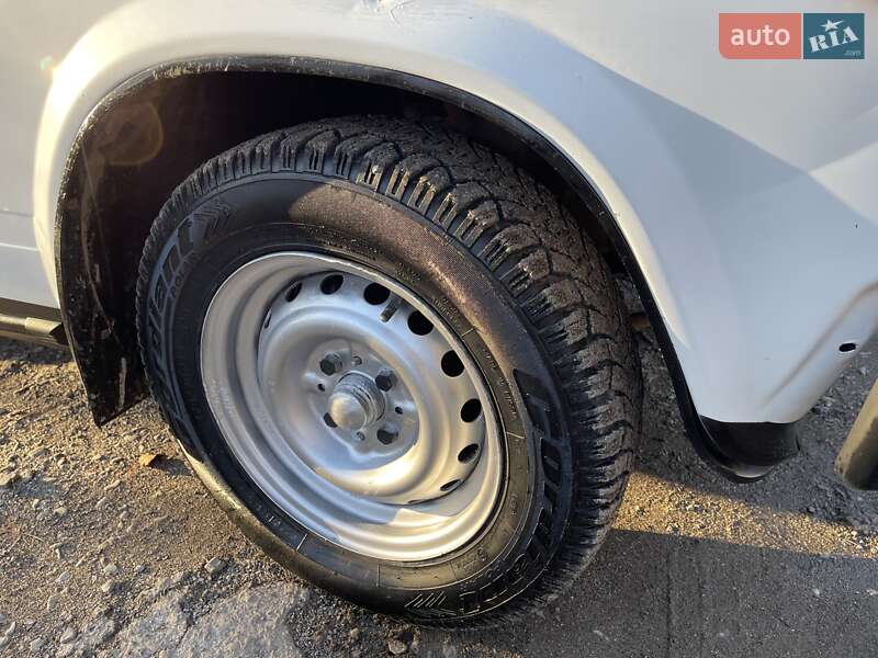 Универсал ВАЗ / Lada 2104 2002 в Тернополе фото 12 Универсал ВАЗ / Lada 2104 2002 в Тернополе