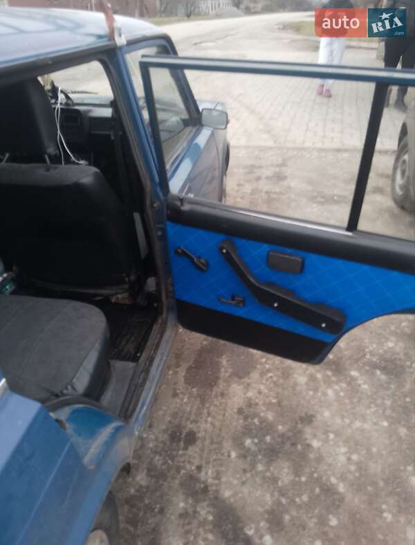 Универсал ВАЗ / Lada 2104 2004 в Павлограде фото 3 Универсал ВАЗ / Lada 2104 2004 в Павлограде