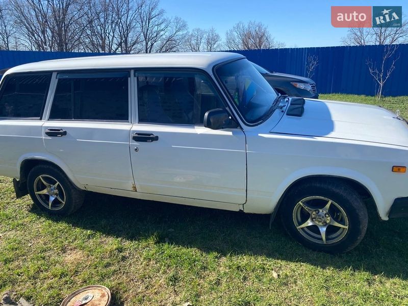 ВАЗ / Lada 2104 2006