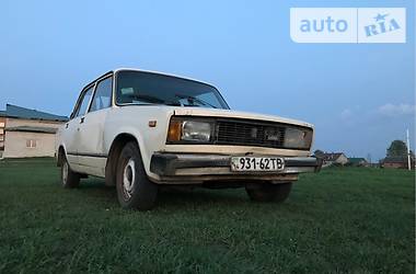 Седан ВАЗ / Lada 2105 1987 в Червонограді