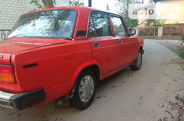 Седан ВАЗ / Lada 2105 1984 в Могилев-Подольске