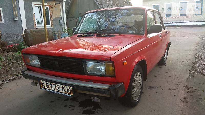 Седан ВАЗ / Lada 2105 1984 в Могилев-Подольске