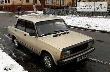 Седан ВАЗ / Lada 2105 1991 в Чернигове