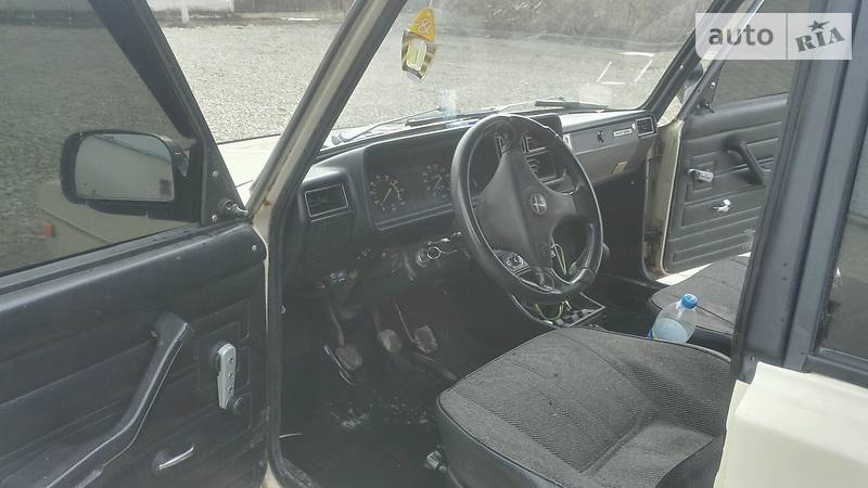 Седан ВАЗ / Lada 2105 1990 в Мукачево