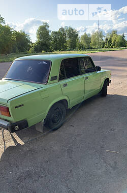 Седан ВАЗ / Lada 2105 1981 в Тростянце