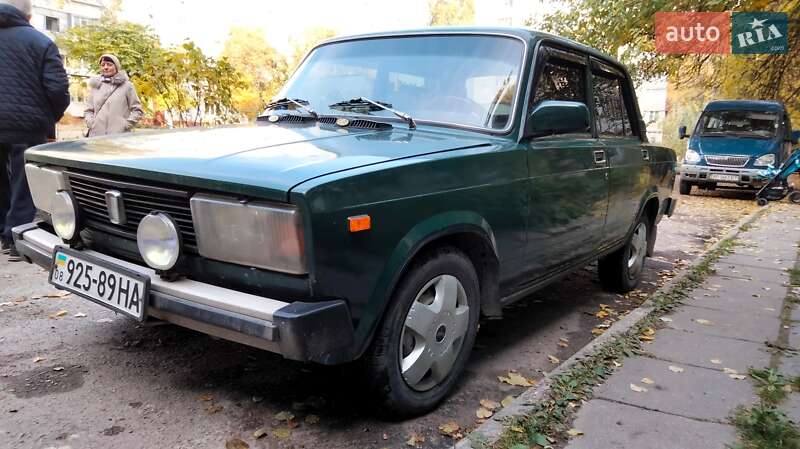 Седан ВАЗ / Lada 2105 1976 в Запорожье
