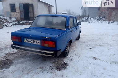 Седан ВАЗ / Lada 2105 1989 в Тернополе