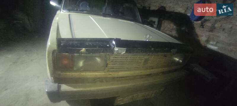 Седан ВАЗ / Lada 2105 1984 в Миронівці