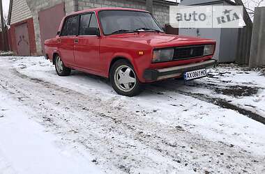 Седан ВАЗ / Lada 2105 1983 в Харькове