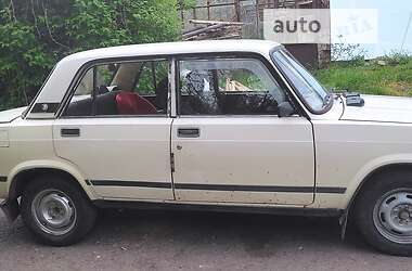 Седан ВАЗ / Lada 2105 1989 в Львове