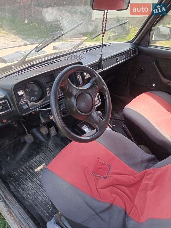 Седан ВАЗ / Lada 2105 1990 в Дрогобичі