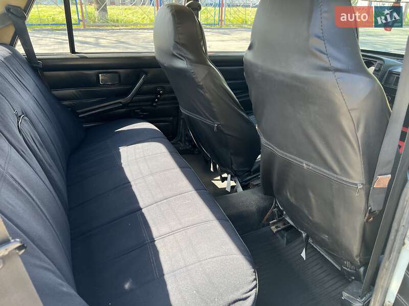 Седан ВАЗ / Lada 2105 2001 в Одессе