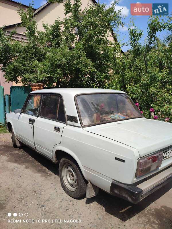 Седан ВАЗ / Lada 2105 1990 в Лохвиці