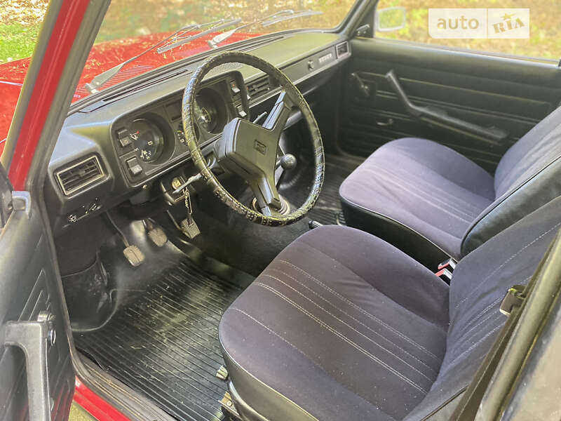 Седан ВАЗ / Lada 2105 1996 в Днепре