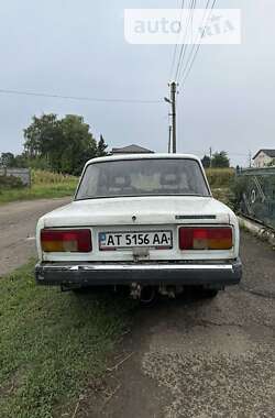 Седан ВАЗ / Lada 2105 1987 в Галичі