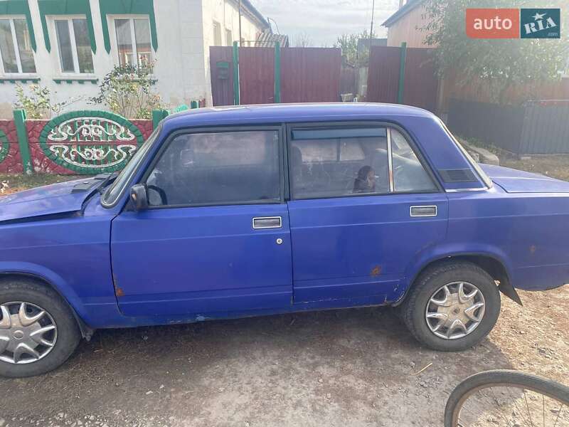 Седан ВАЗ / Lada 2105 1991 в Сумах