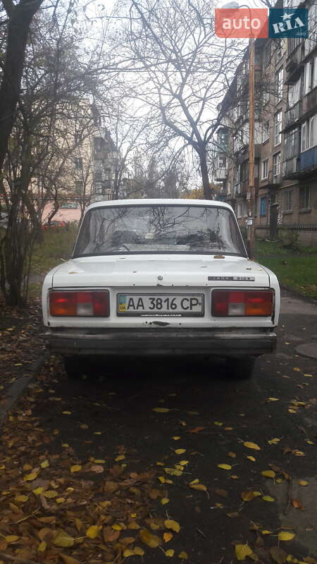 Седан ВАЗ / Lada 2105 1992 в Києві фото 2 Седан ВАЗ / Lada 2105 1992 в Києві